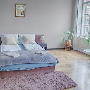  Apartment Basilica